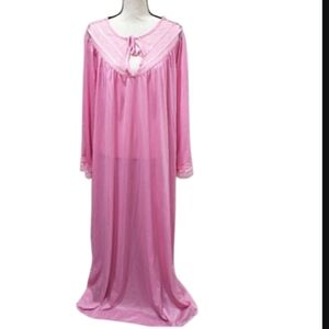 Elizabeth of new york vintage Pink Silky Nylon sleeve Maxi  nightgown